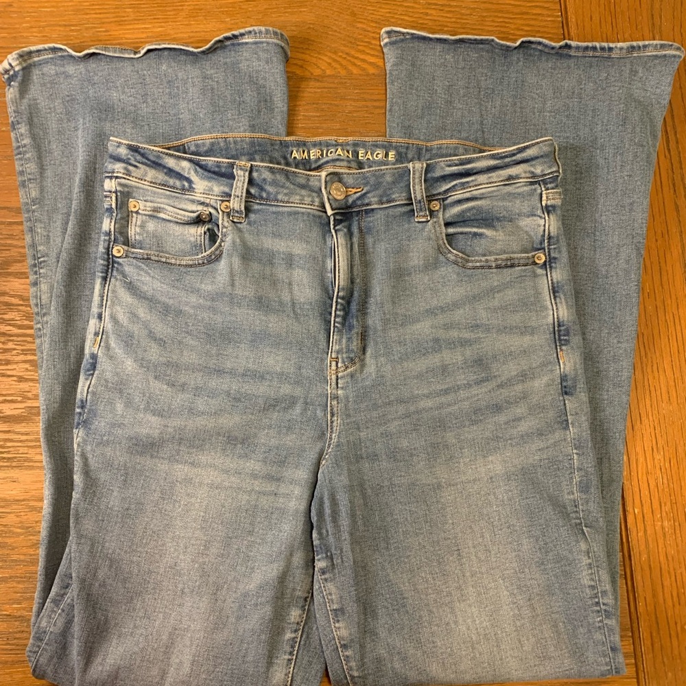 American Eagle Outfitters High Rise Flare Jeans - Picture 5 of 10